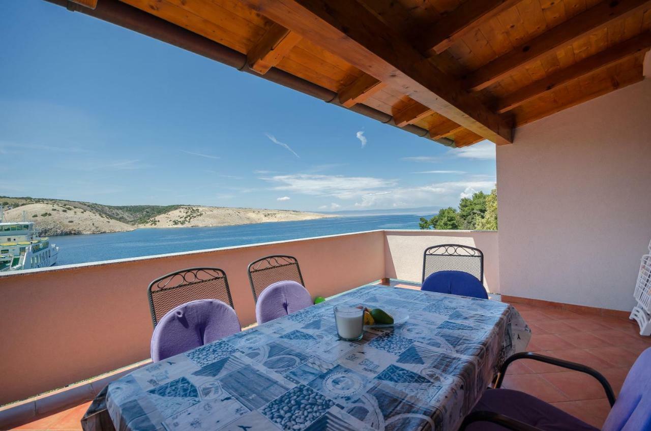 Apartments By The Sea In Лопар Екстериор снимка